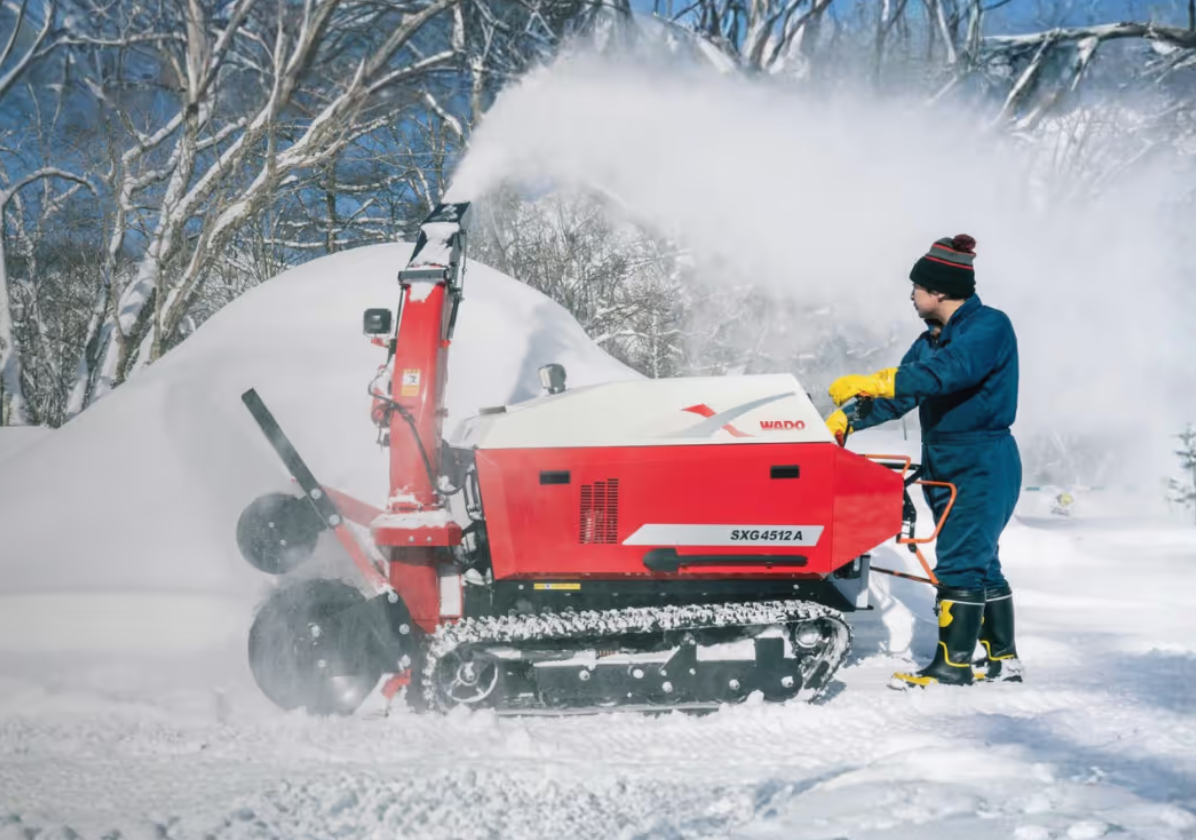 WADO Schneefräse im Wintereinsatz